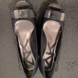 Anne Klein black peep toe wedge heels size 6